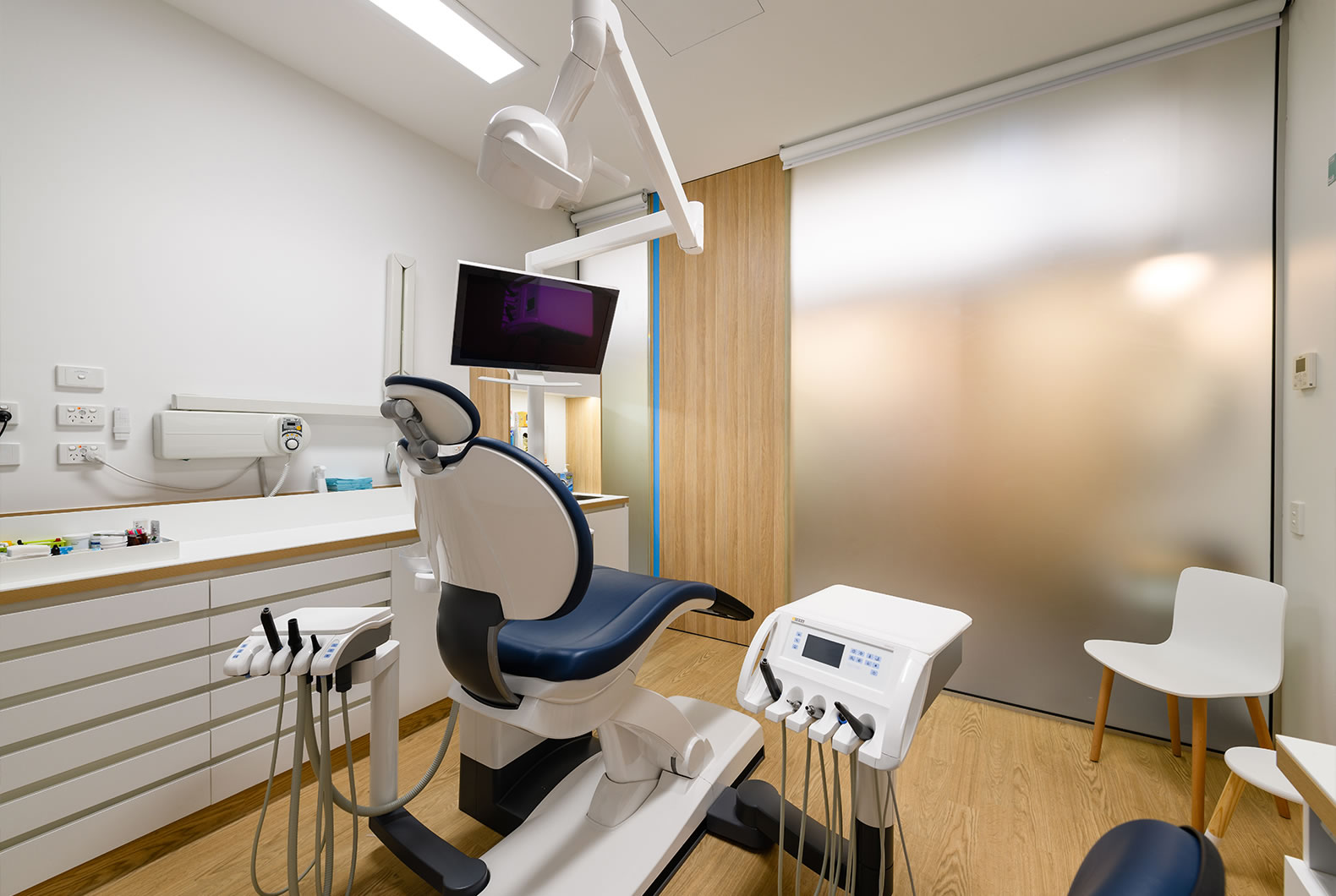 Kingston Beach Dental chair