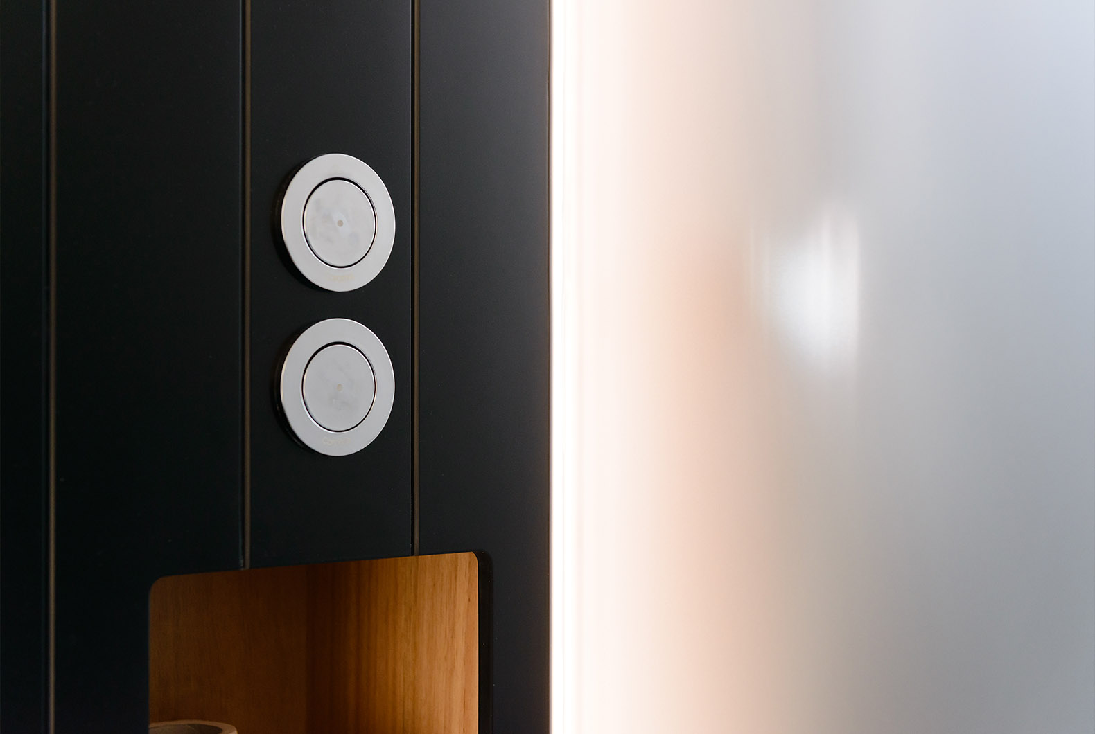 Mountain River refurb - buttons-large