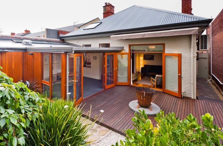 Strahan Street extension Architecture projects including commercial, education, shopping